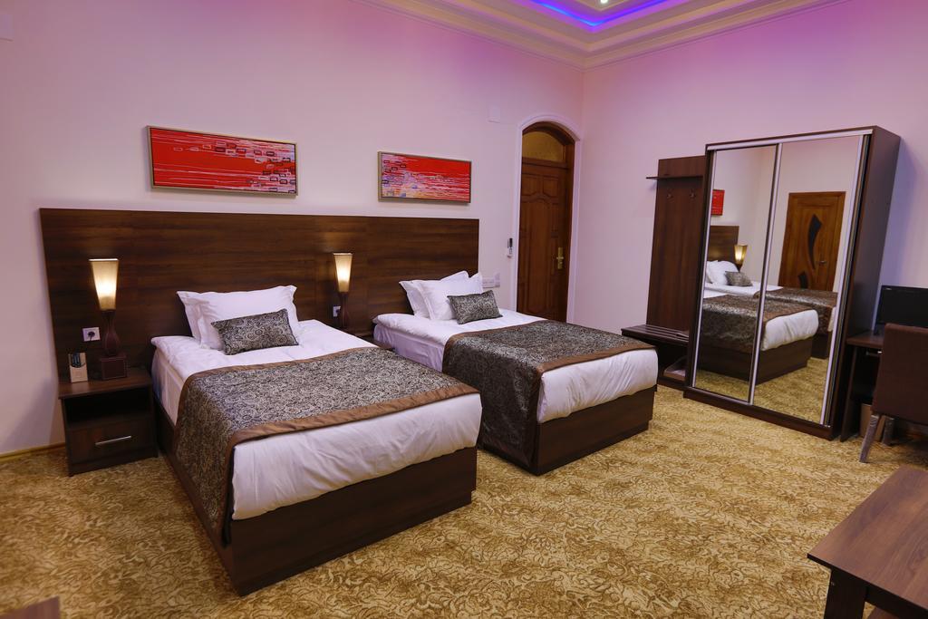 Lotte Palace Dushanbe Ngoại thất bức ảnh