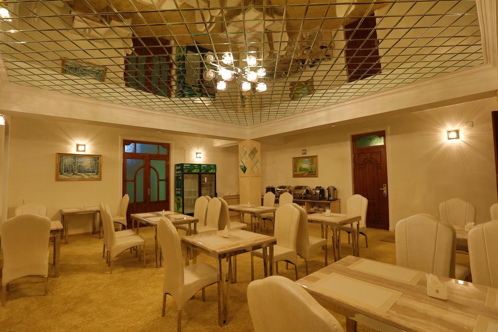 Lotte Palace Dushanbe Ngoại thất bức ảnh