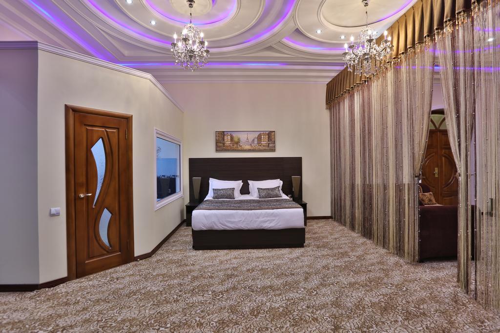 Lotte Palace Dushanbe Ngoại thất bức ảnh