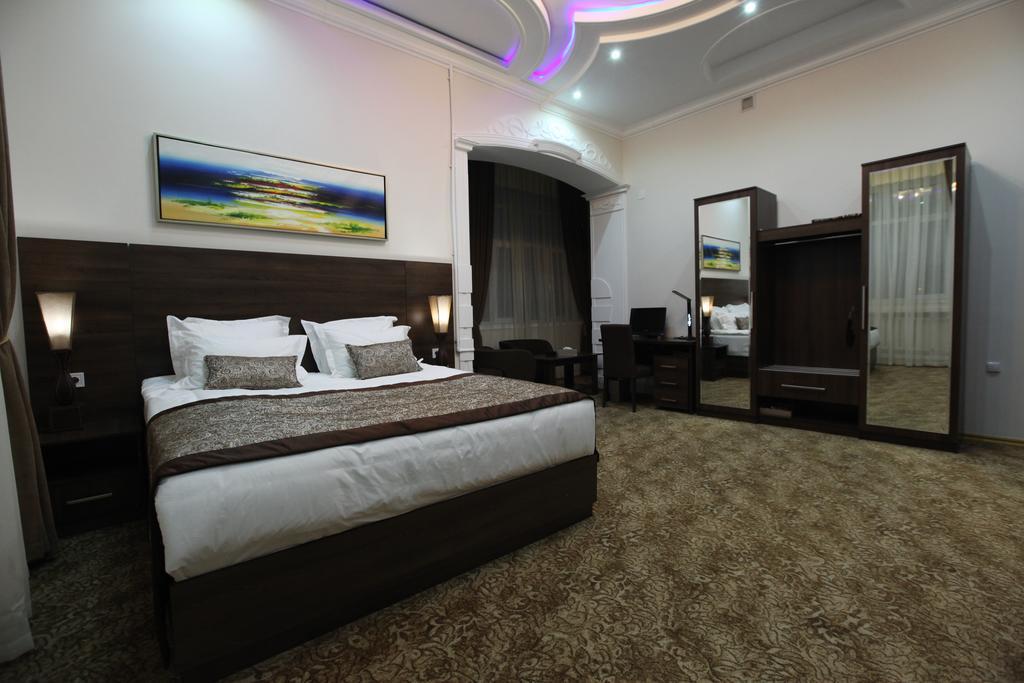 Lotte Palace Dushanbe Ngoại thất bức ảnh