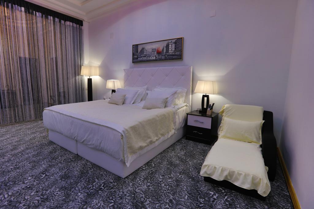 Lotte Palace Dushanbe Ngoại thất bức ảnh