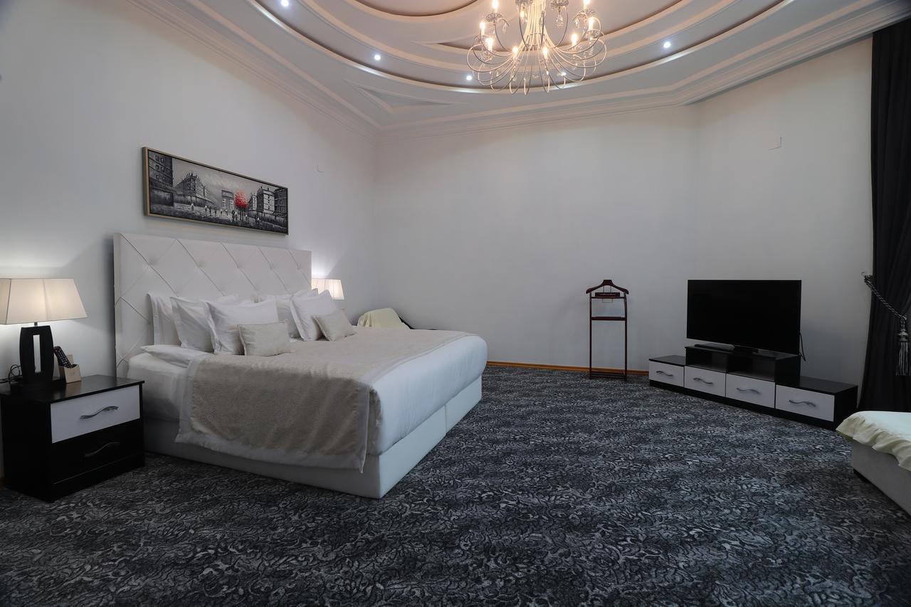 Lotte Palace Dushanbe Ngoại thất bức ảnh