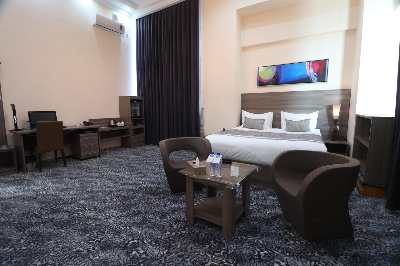 Lotte Palace Dushanbe Ngoại thất bức ảnh