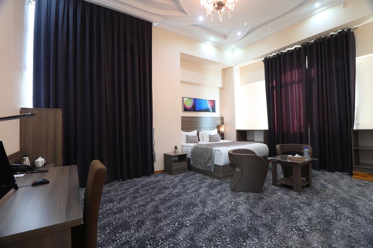 Lotte Palace Dushanbe Ngoại thất bức ảnh