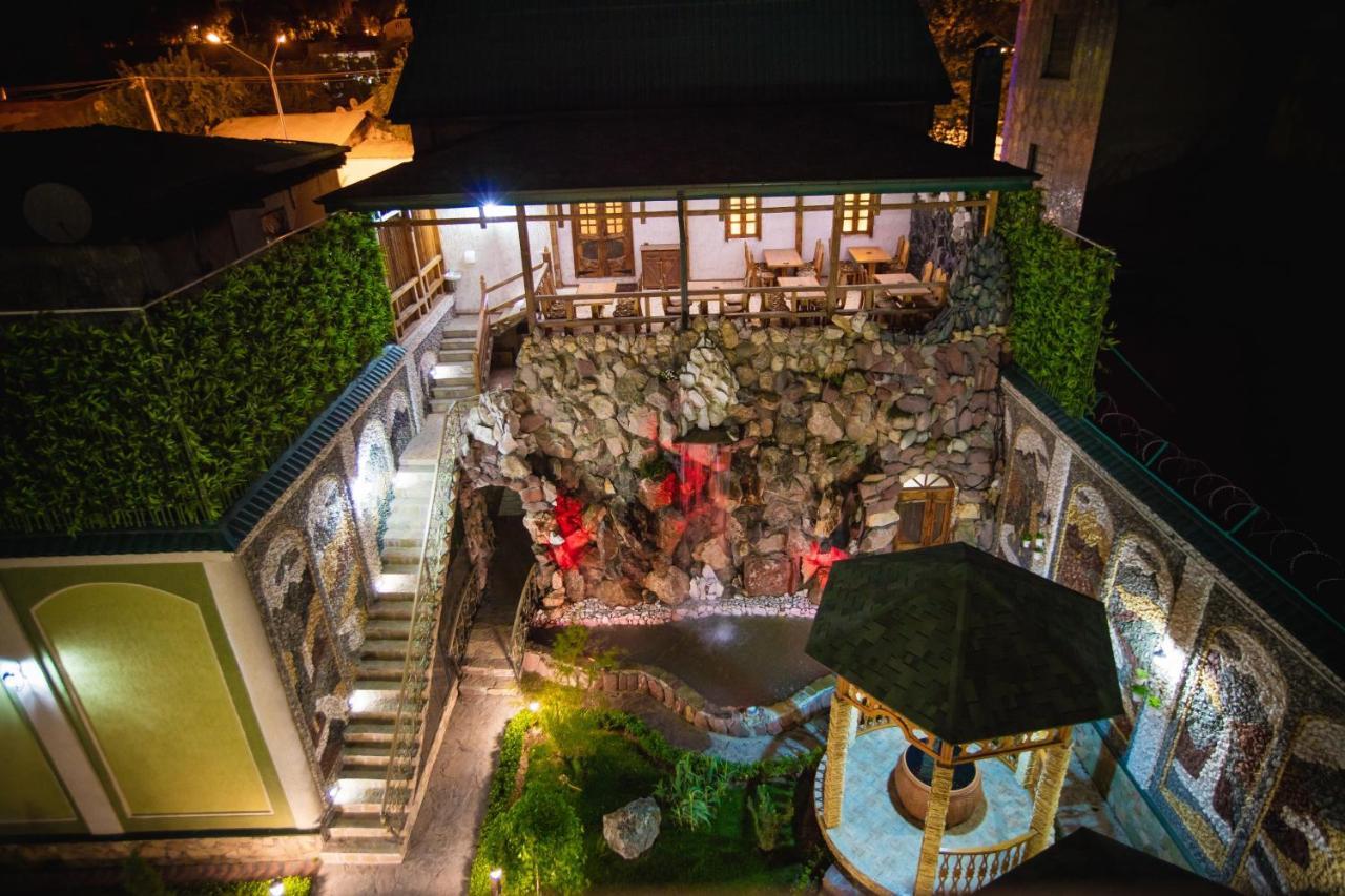 Lotte Palace Dushanbe Ngoại thất bức ảnh